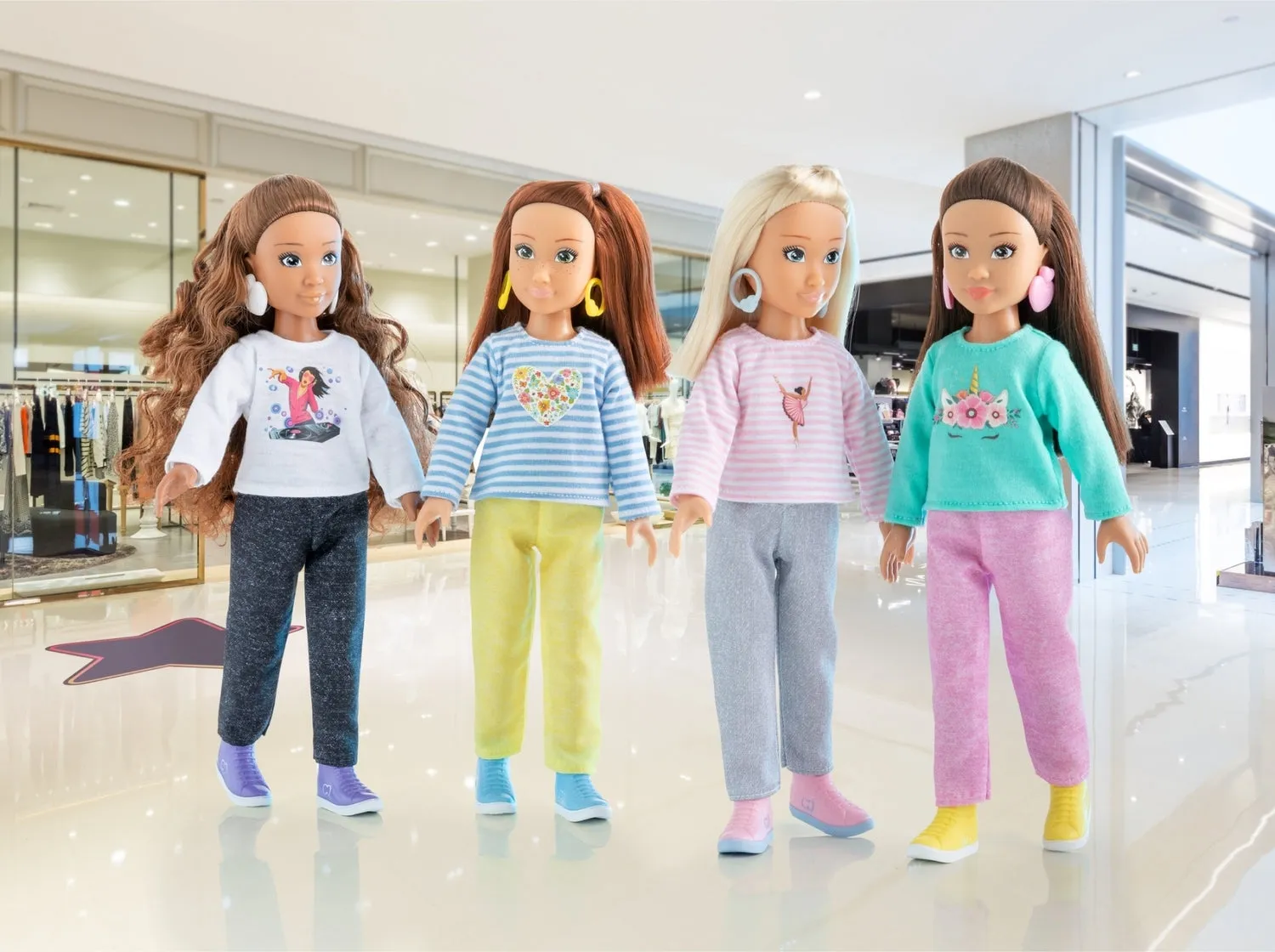 Corolle Girls Zoe Shopping Surprise Set